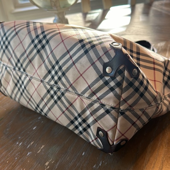 Burberry London Blue Label tote COA - Picture 10 of 16